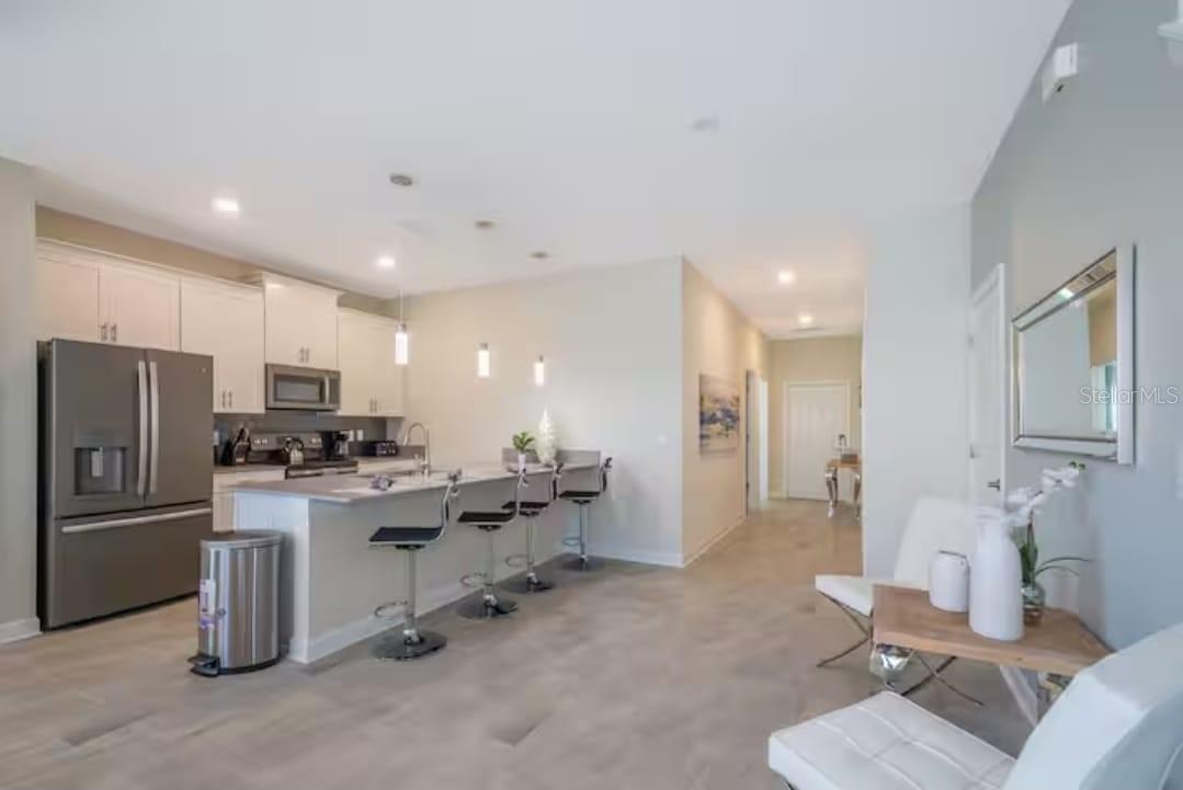 4975 Windermere Avenue — photo 8 of 36