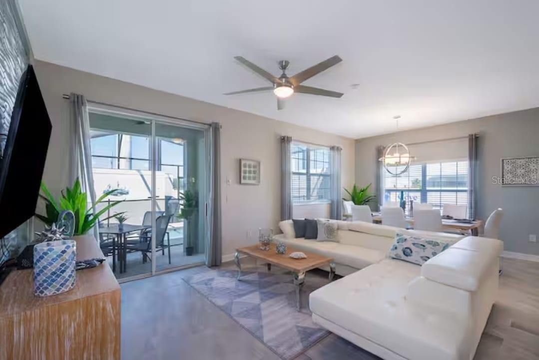 4975 Windermere Avenue — photo 10 of 36