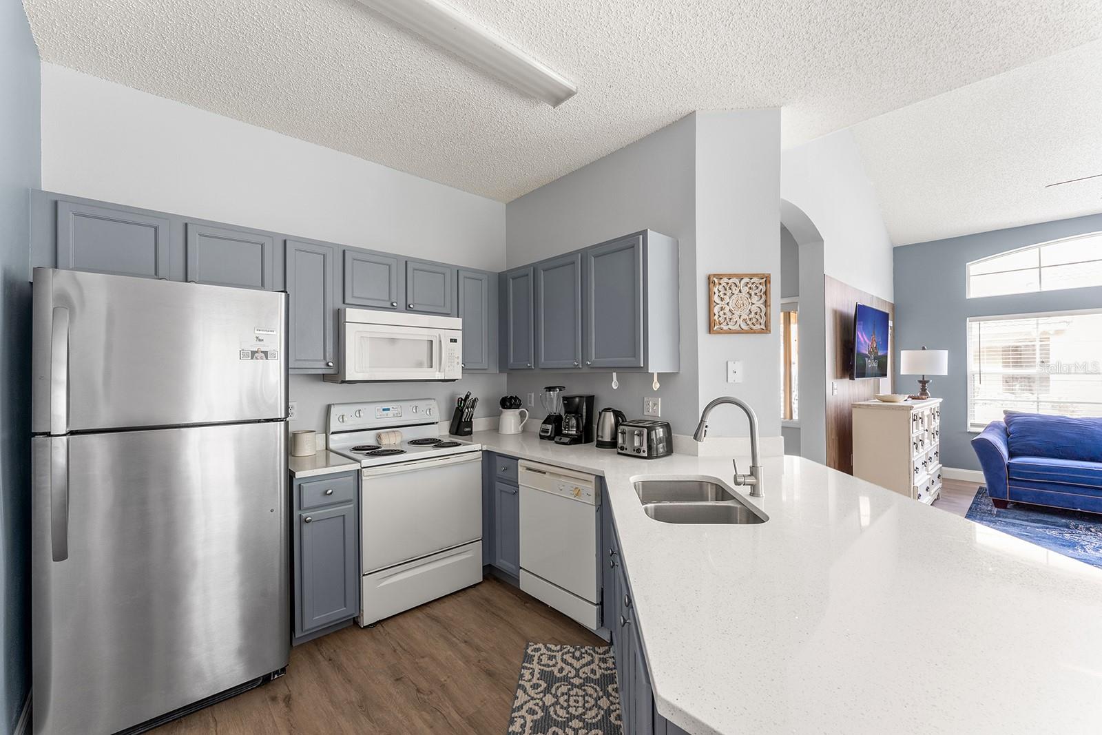 2739 SUN KEY PLACE photo 2