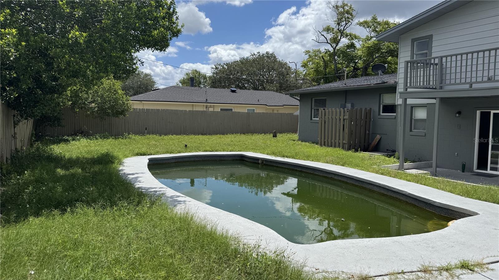 2189 SUSSEX ROAD photo 2
