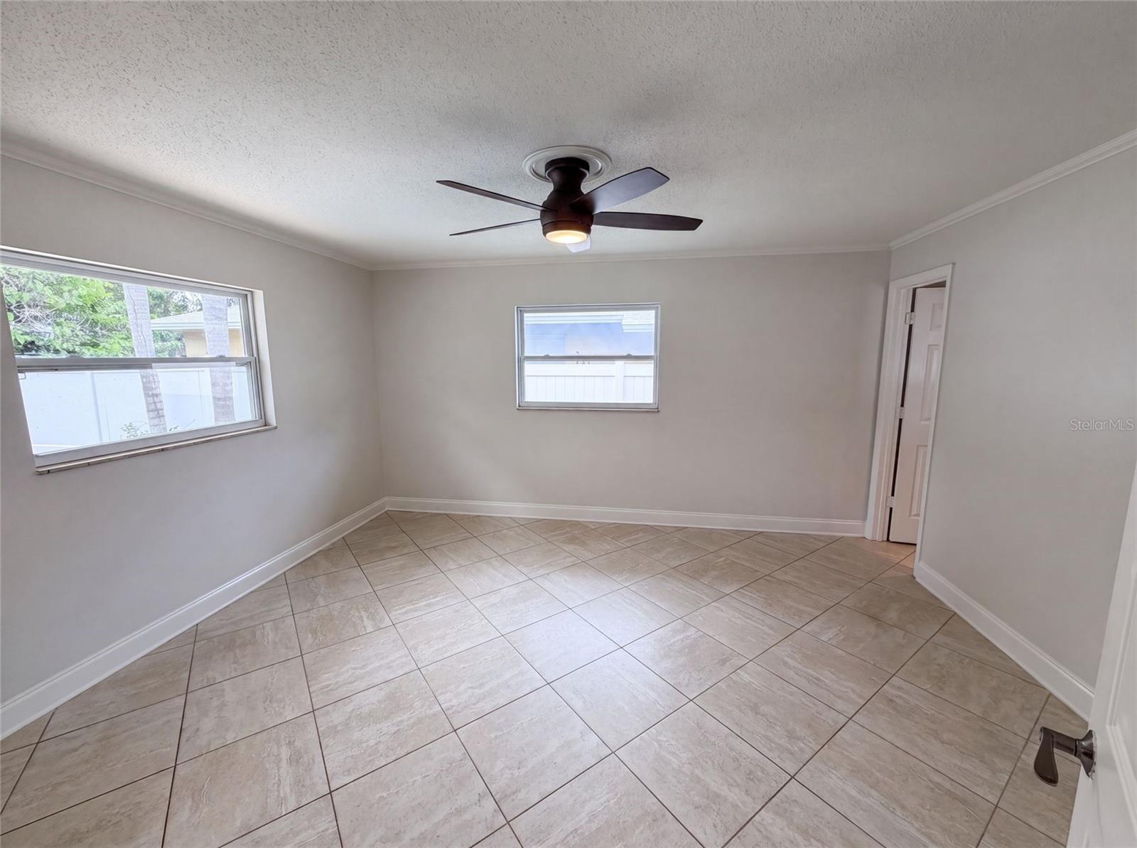 2223 CONIFER AVENUE photo 2