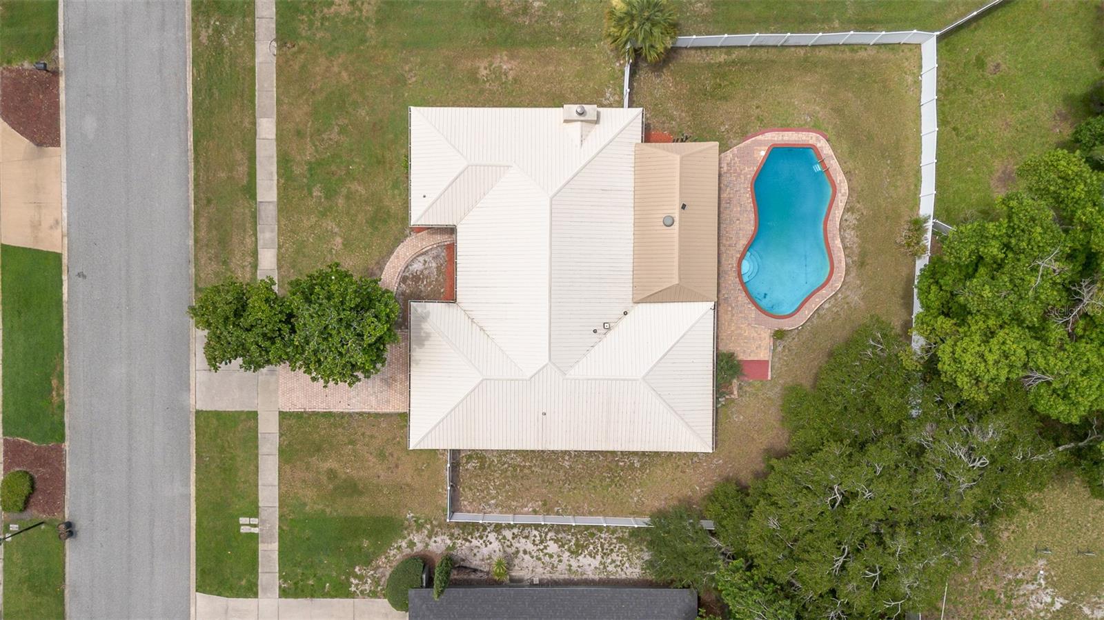 8208 TANSY DRIVE photo 5