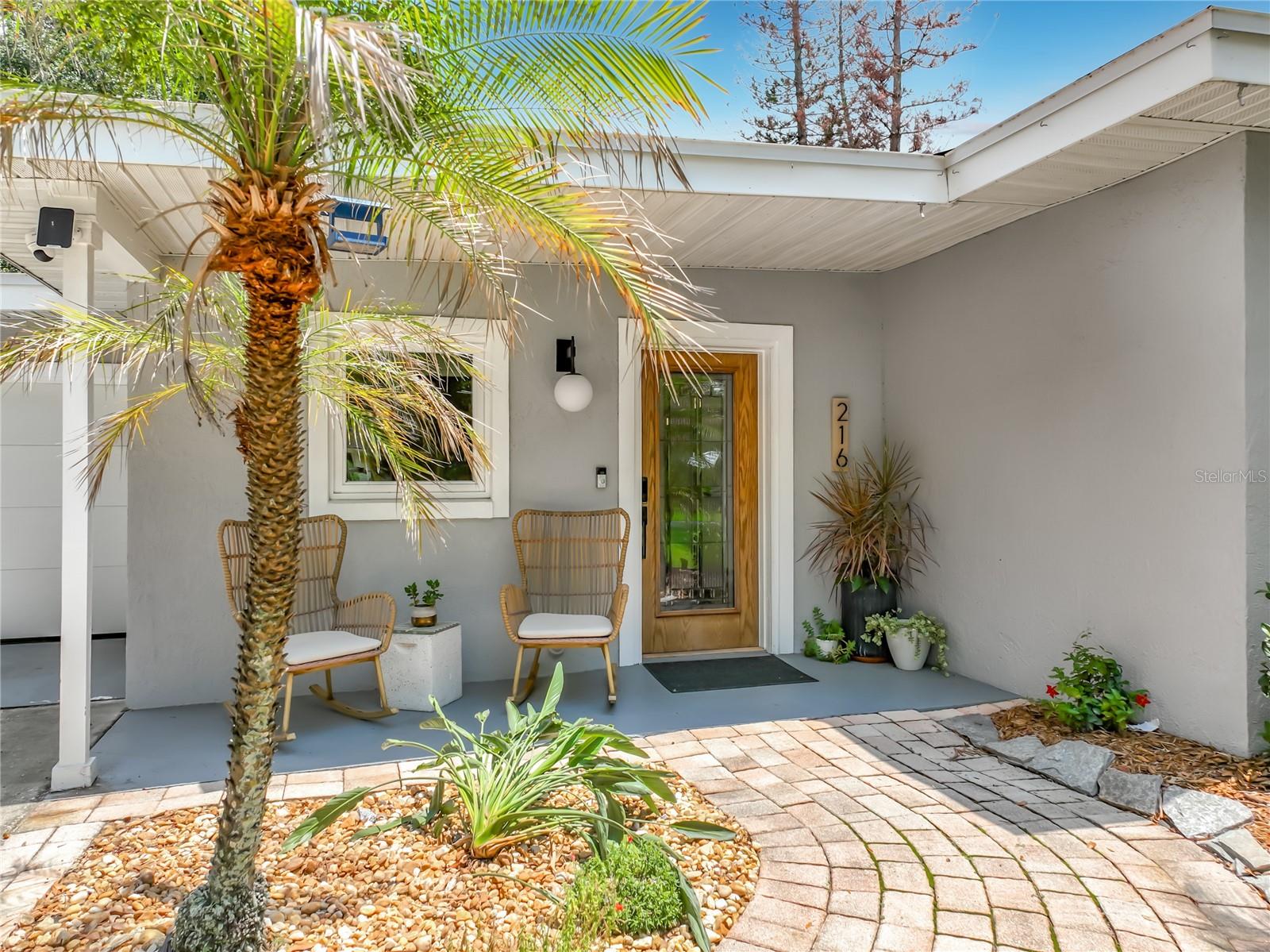 216 BLOSSOM LANE photo 4