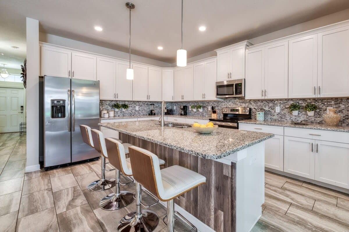 4793 Kings Castle Circle — photo 6 of 51