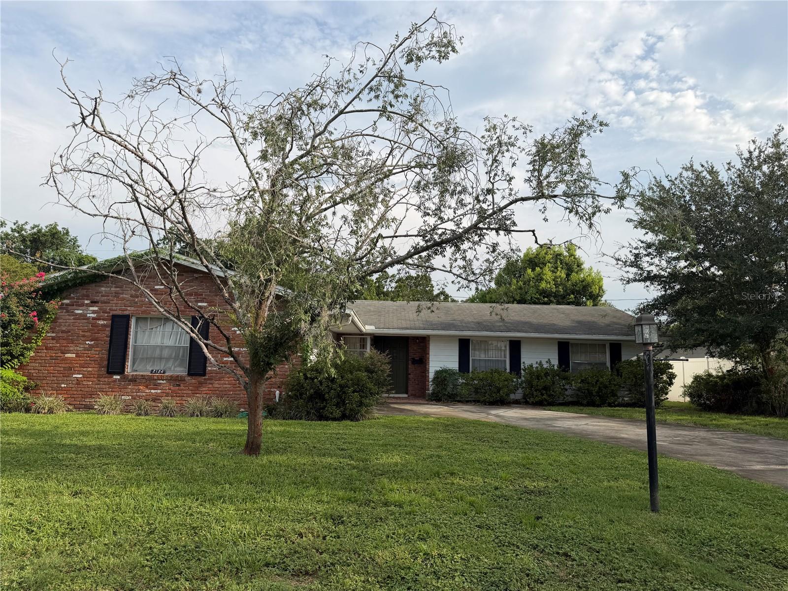 2124 MISCINDY PLACE photo 2