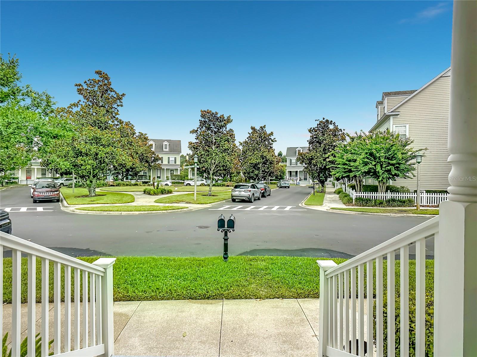 828 MORNING GLORY LANE photo 3