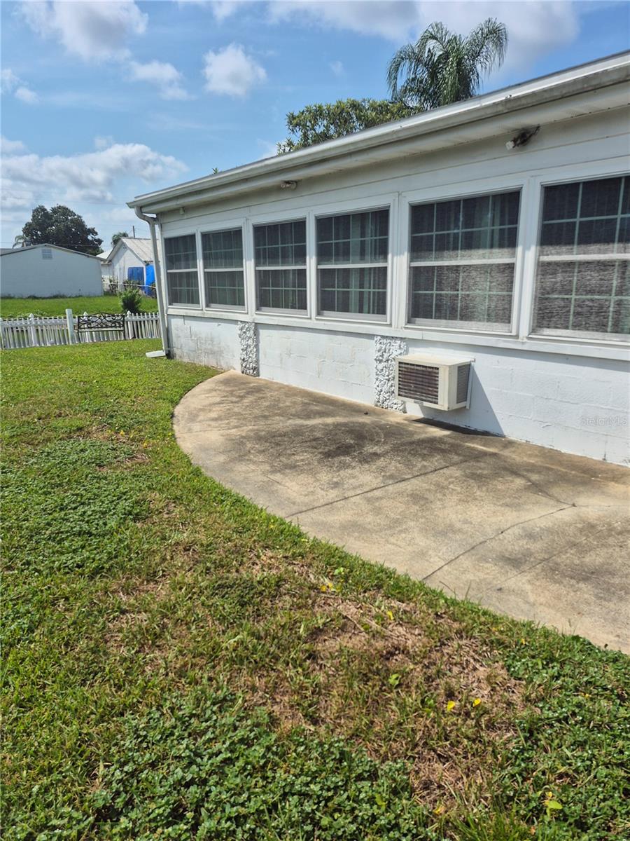 2604 REEF COURT photo 2
