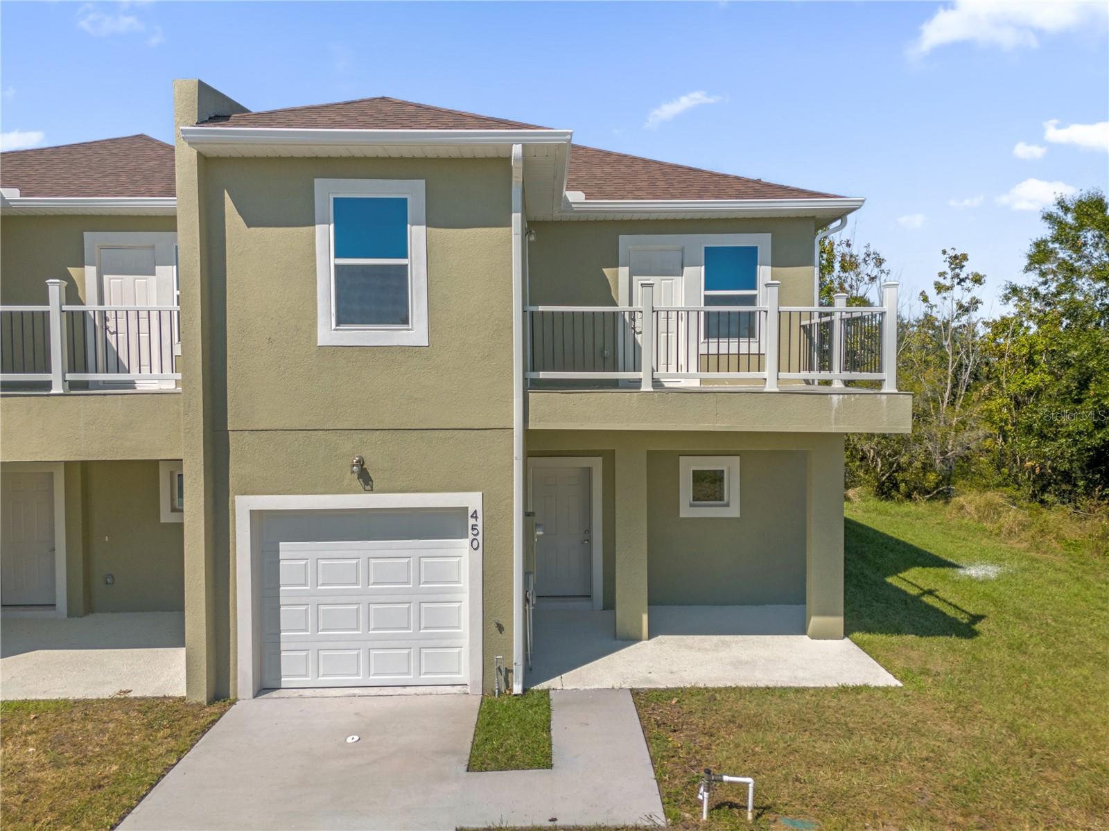 450 LAKE SHORE PARKWAY
