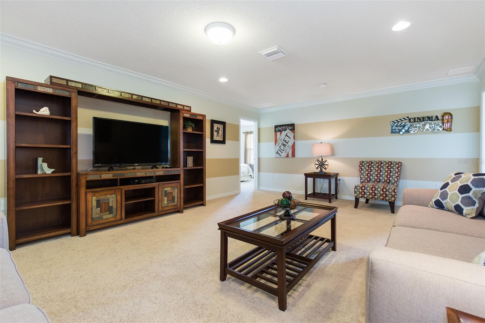 8801 RHODES STREET photo 5