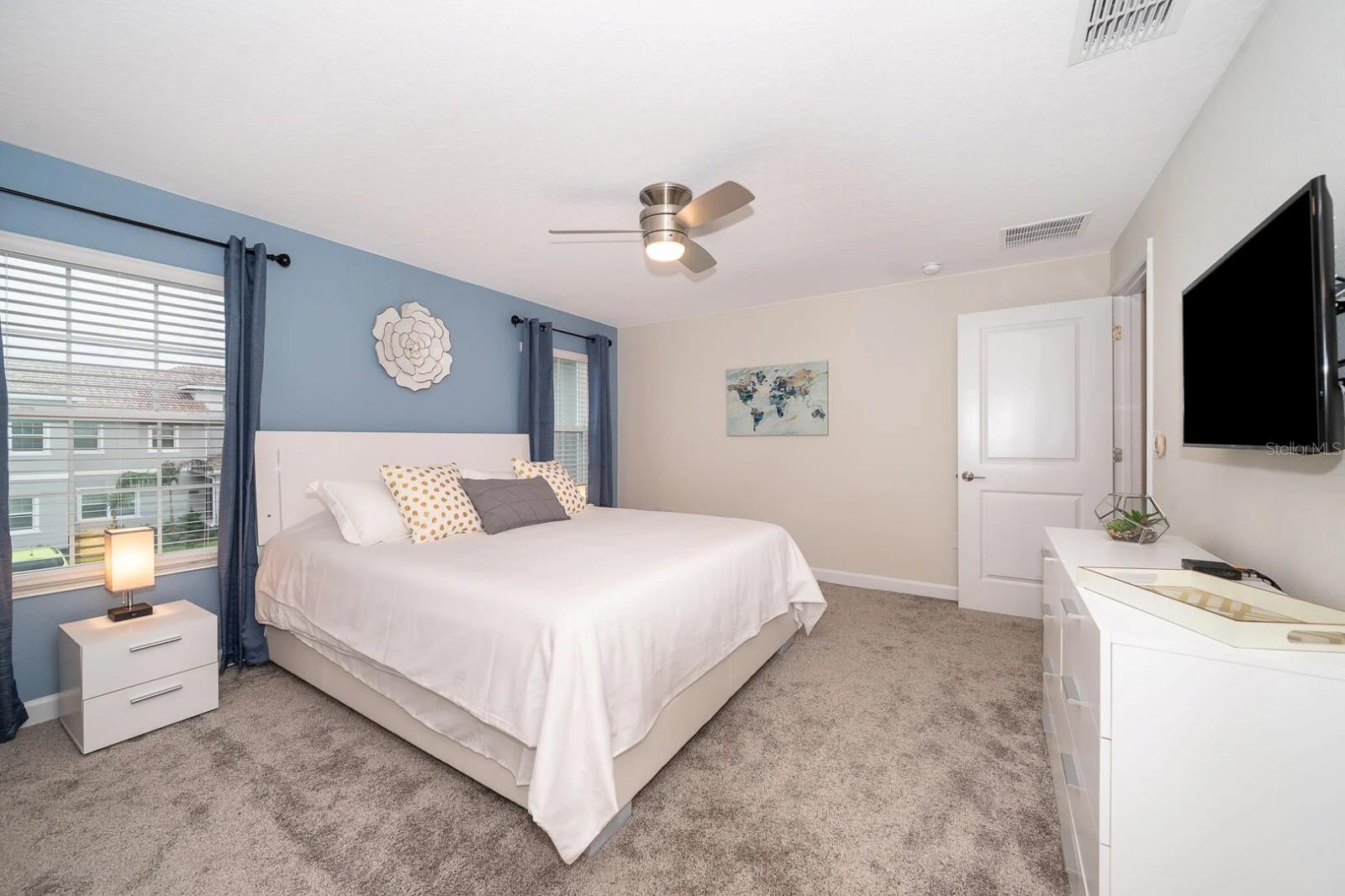 4830 Dedication Street — photo 11 of 23