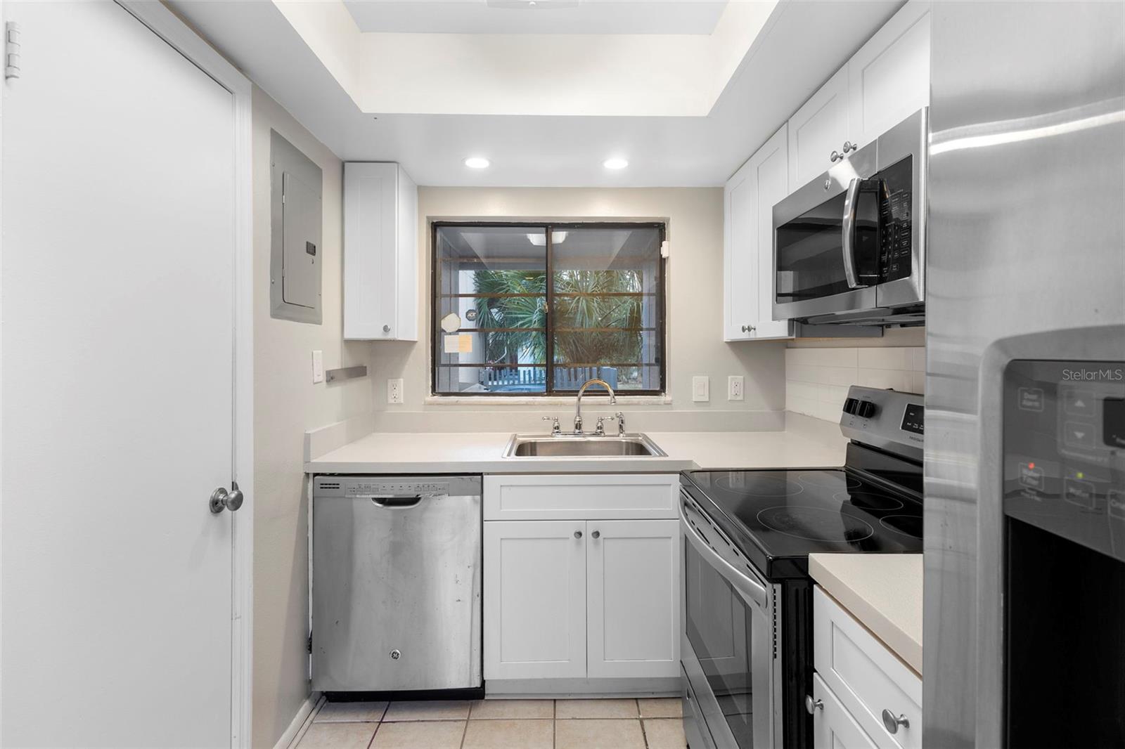 7471 CANFORD COURT #19 photo 3
