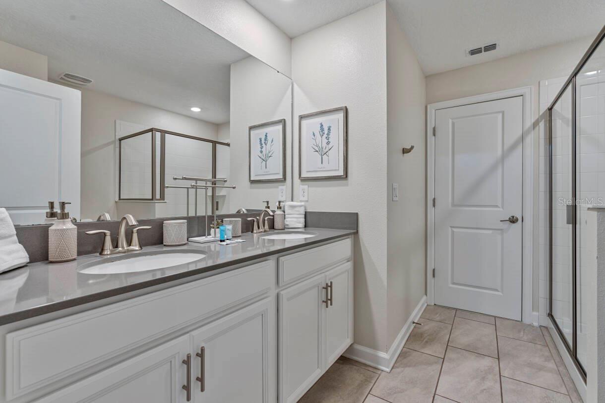 2830 Storey Cove Avenue — photo 21 of 44
