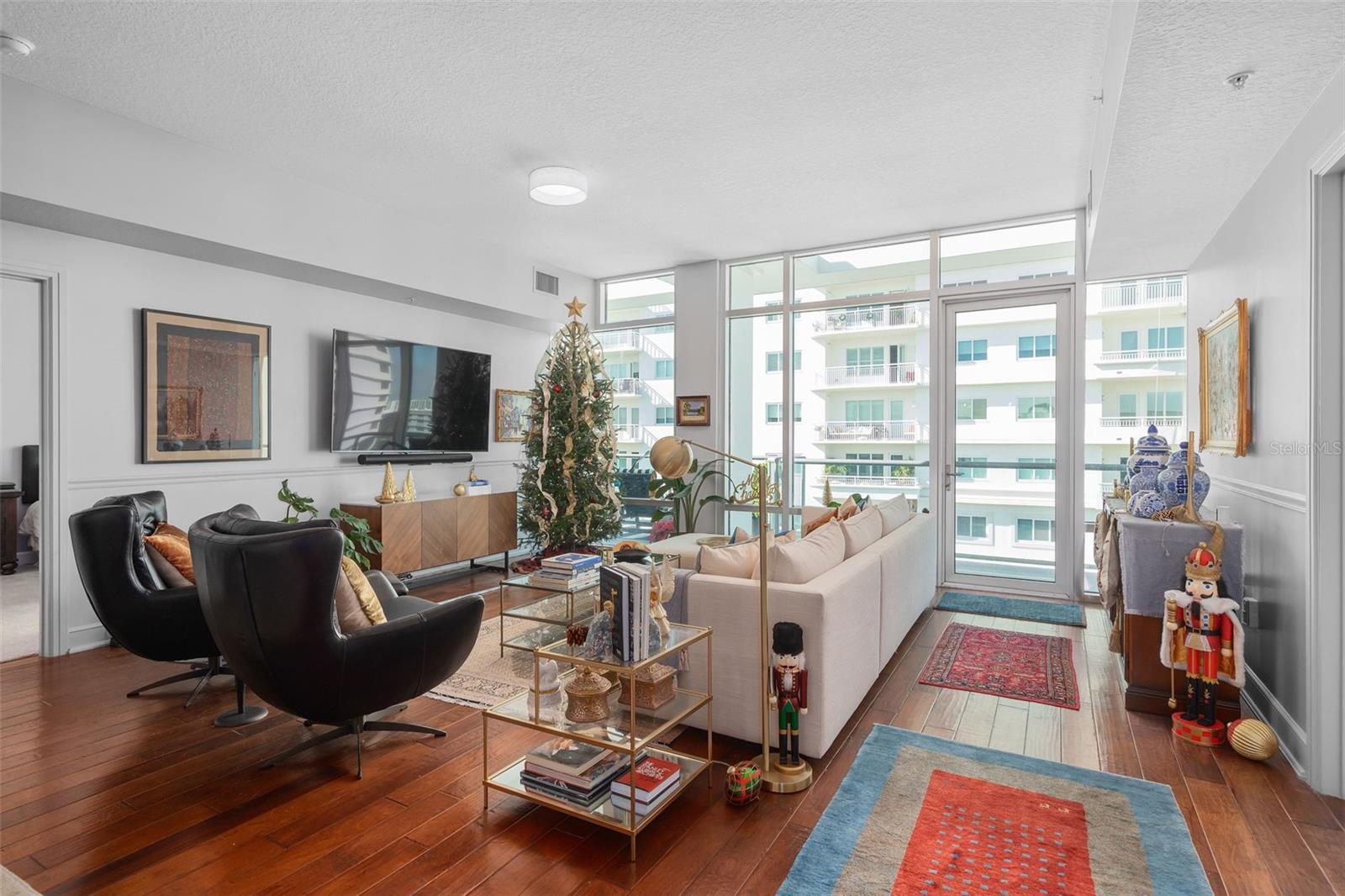 101 S EOLA DRIVE #1209 photo 3