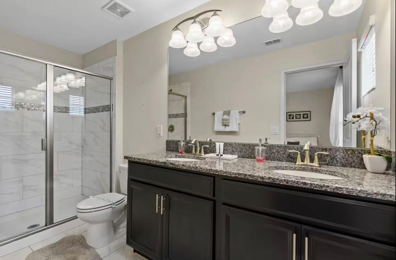 4700 Sleepy Hollow Drive — photo 18 of 41