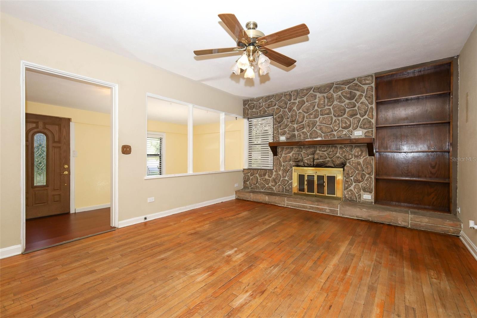921 ELDRIDGE STREET photo 3