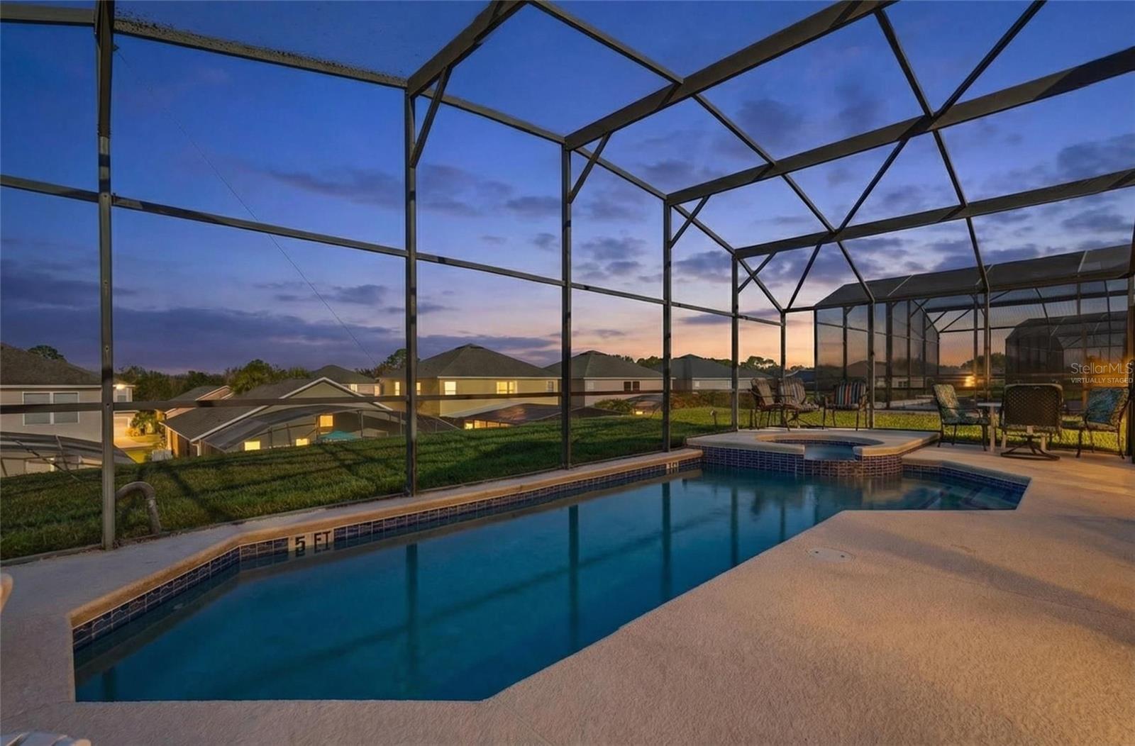 8595 SUNRISE KEY DRIVE photo 4