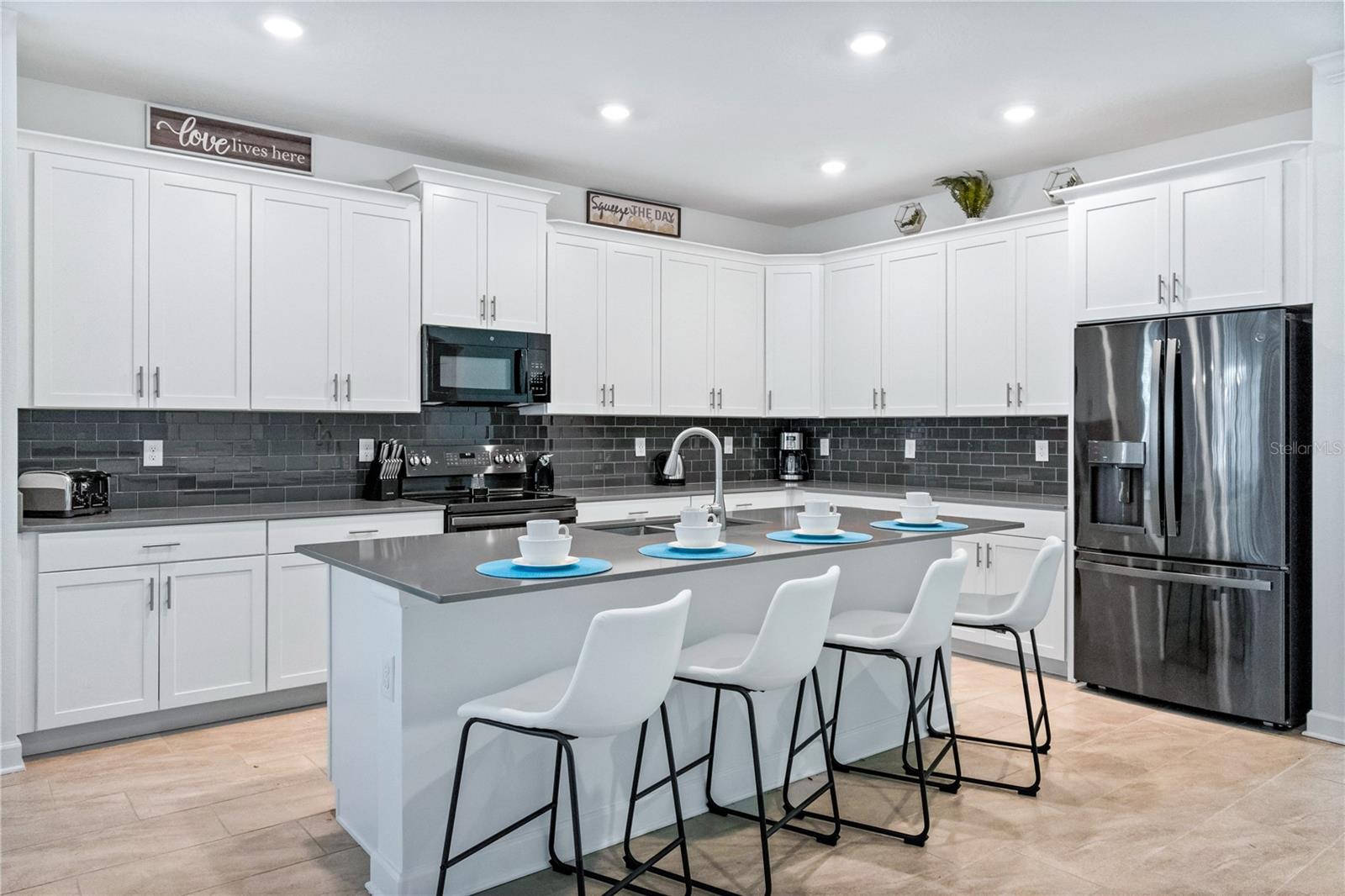 3032 Protagonist Street — photo 9 of 34