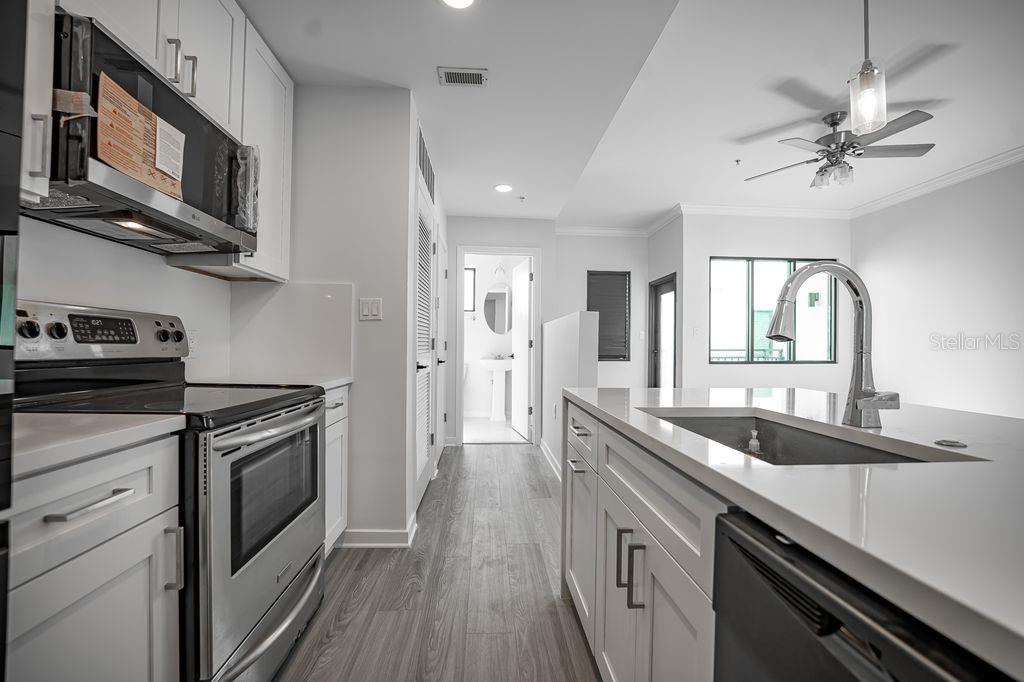 460 E JACKSON STREET #2 photo 4