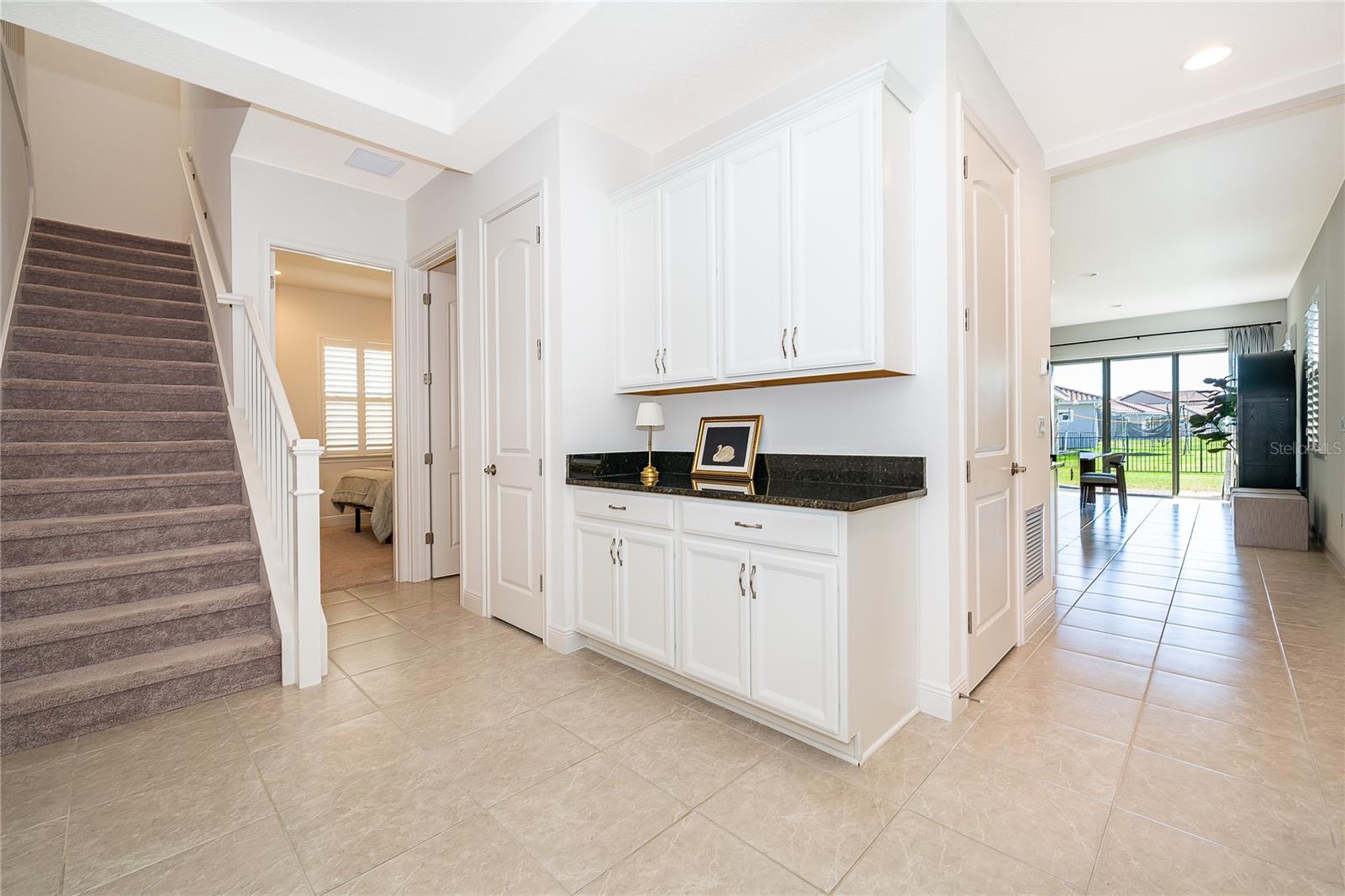 8124 MABURY LANE photo 4