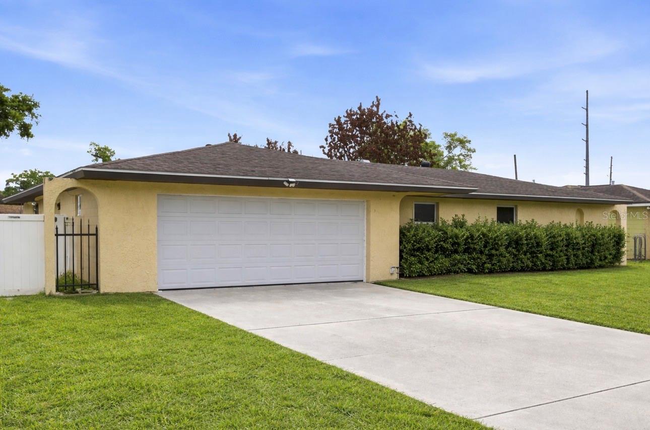 4623 CONWAY GARDENS ROAD photo 2
