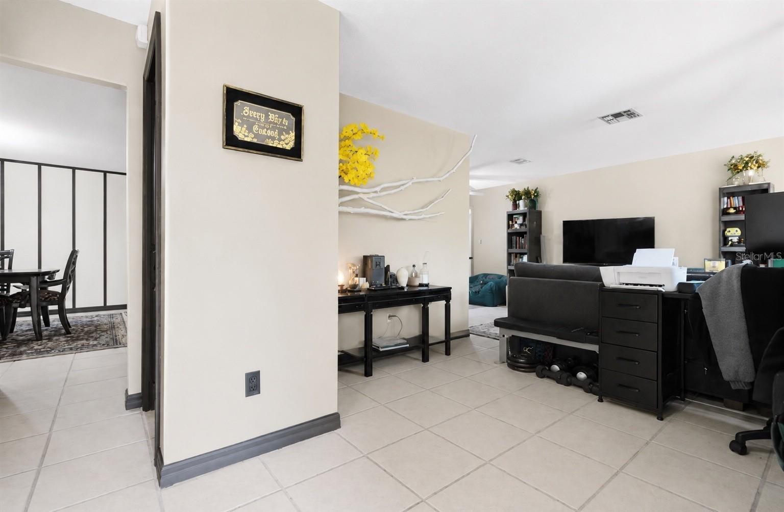 4623 CONWAY GARDENS ROAD photo 3