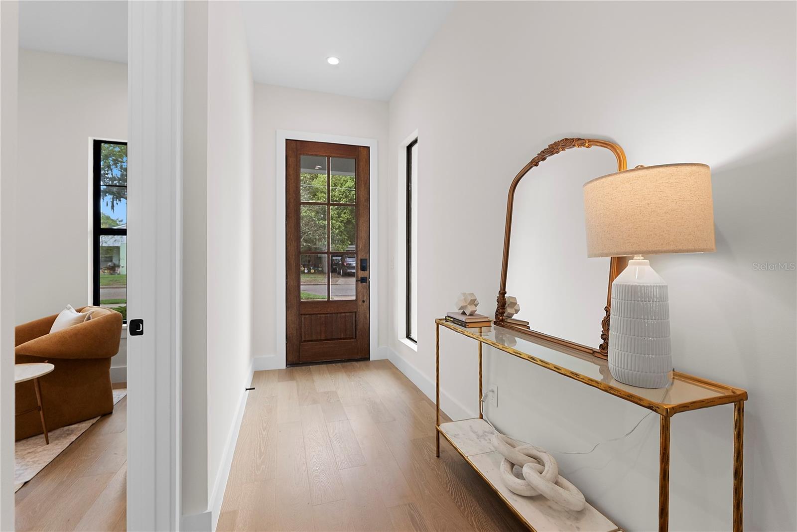 2505 AMHERST AVENUE photo 3