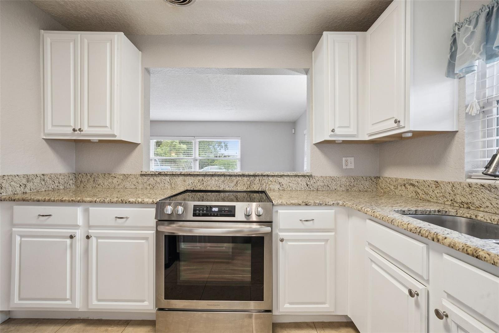 2513 MUSSELWHITE AVENUE photo 4