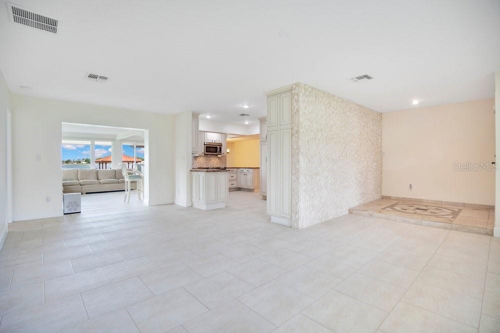 3108 TROY DRIVE photo 5