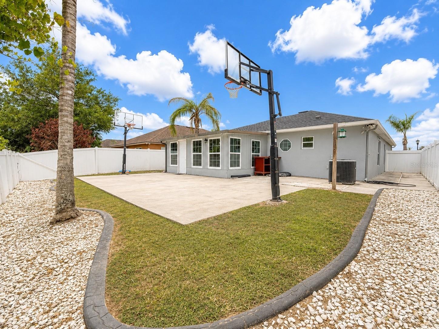 2221 PARIA LANE photo 3