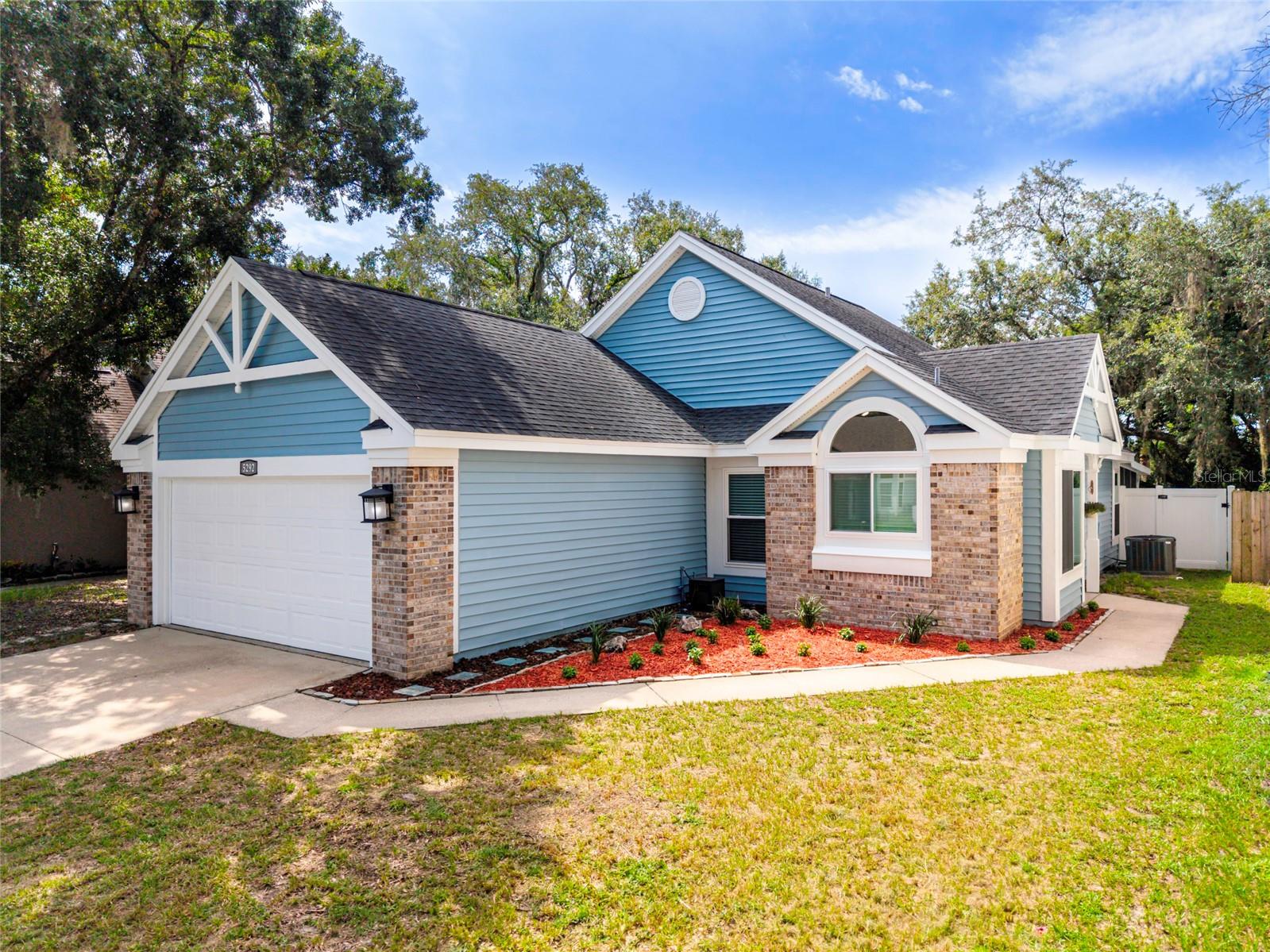 5292 ROCKING HORSE PLACE photo 2