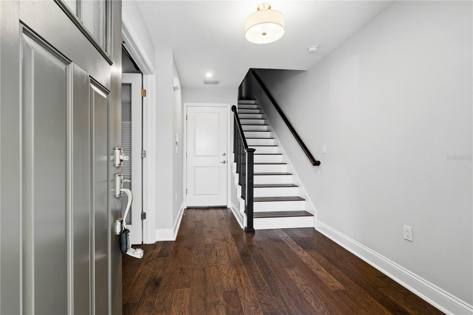 858 N THORNTON AVENUE photo 4