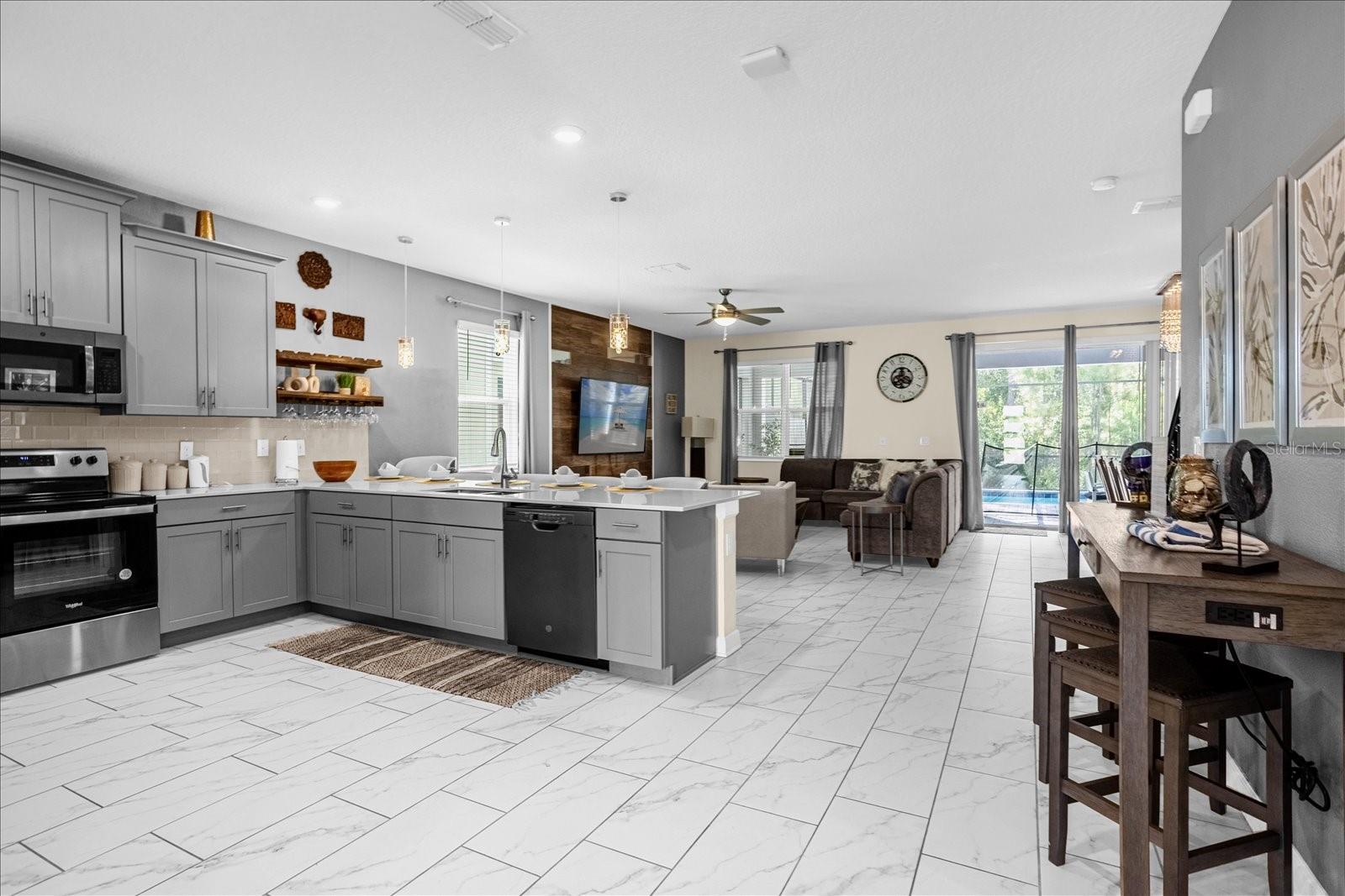 2834 Storey Cove Avenue — photo 10 of 56