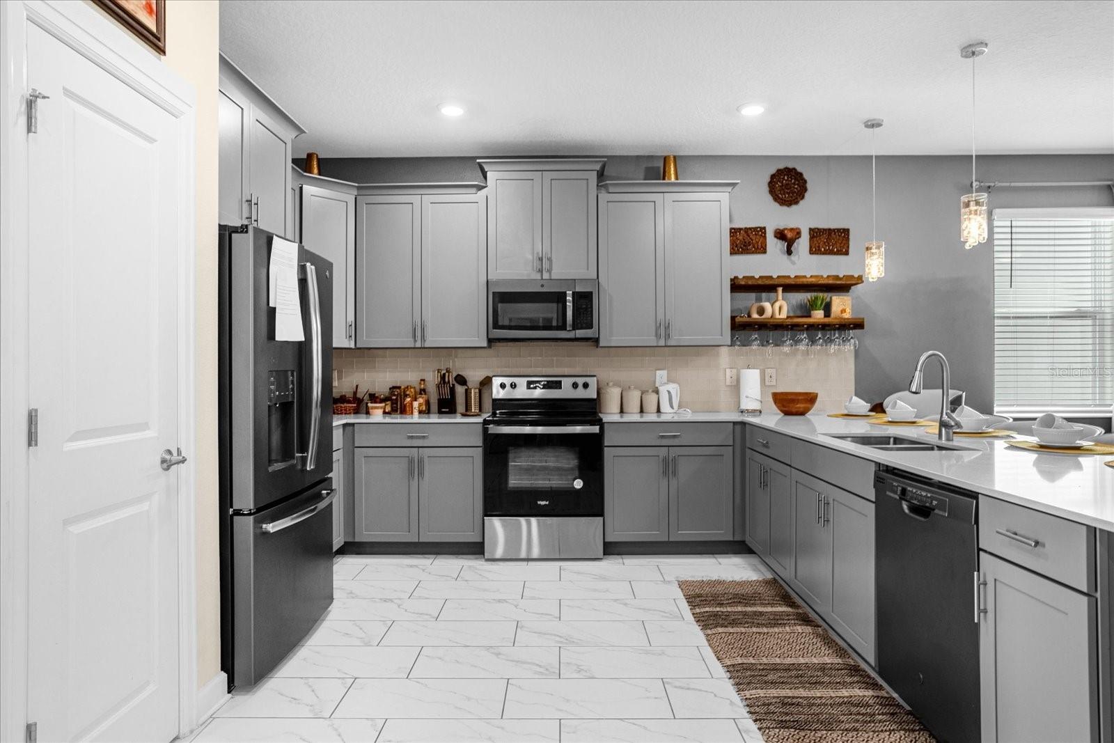2834 Storey Cove Avenue — photo 11 of 56