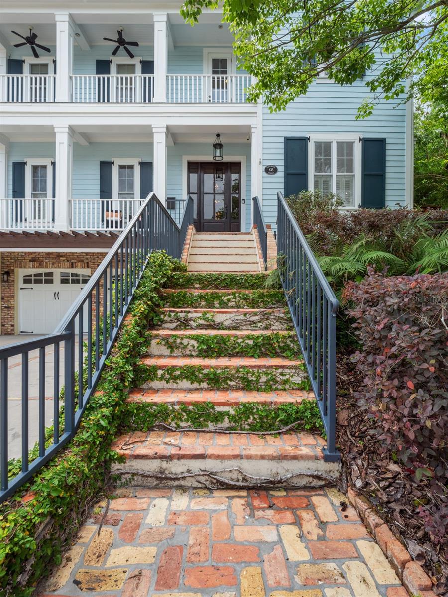 835 KENILWORTH TERRACE photo 4
