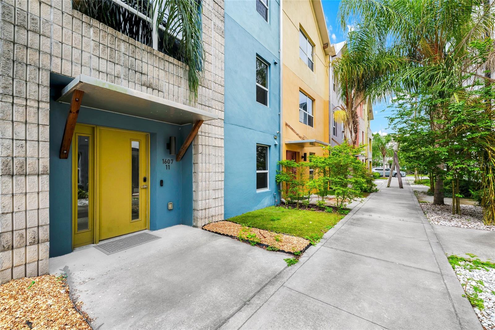 1607 WOODWARD STREET #11 photo 2