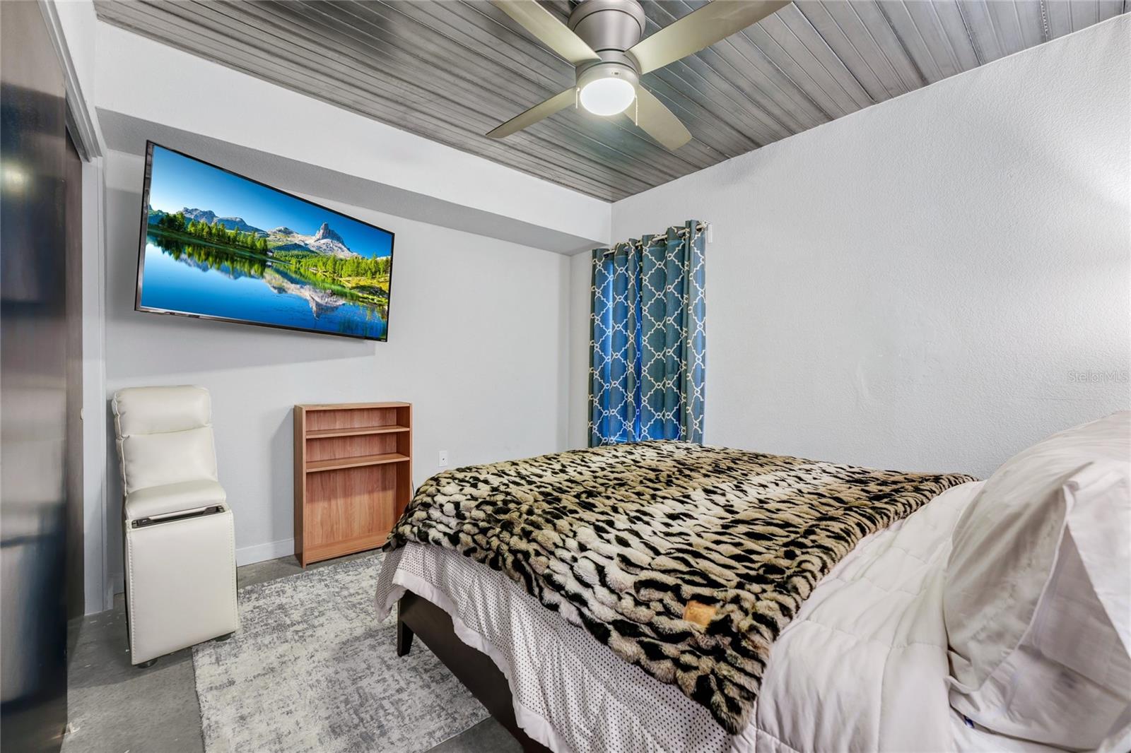 1607 WOODWARD STREET #11 photo 5