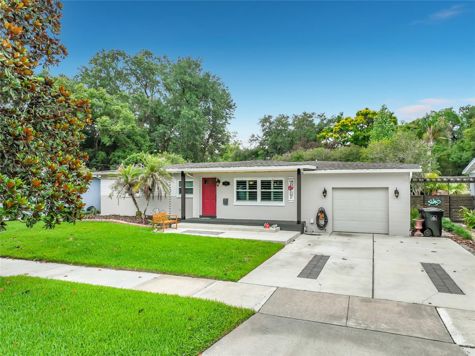 2806 VINE STREET photo 2