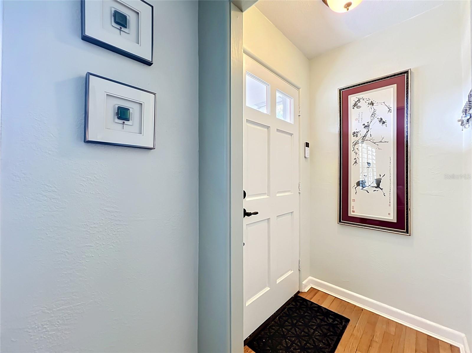 2806 VINE STREET photo 4