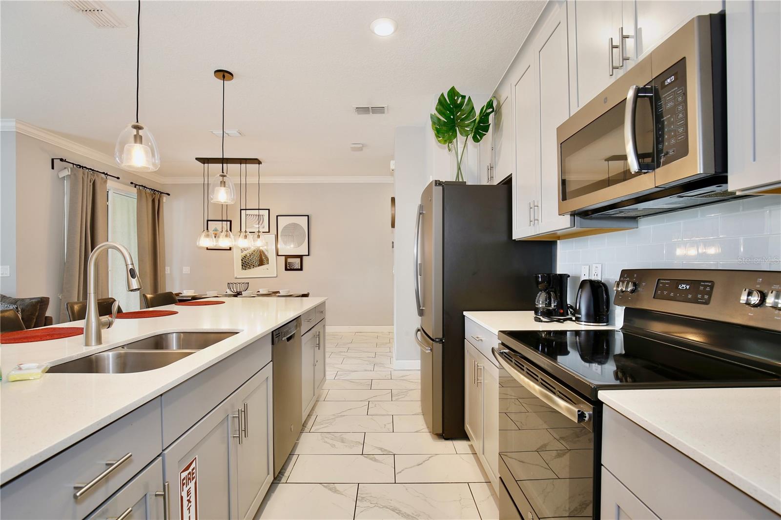 4958 Windermere Avenue — photo 13 of 39