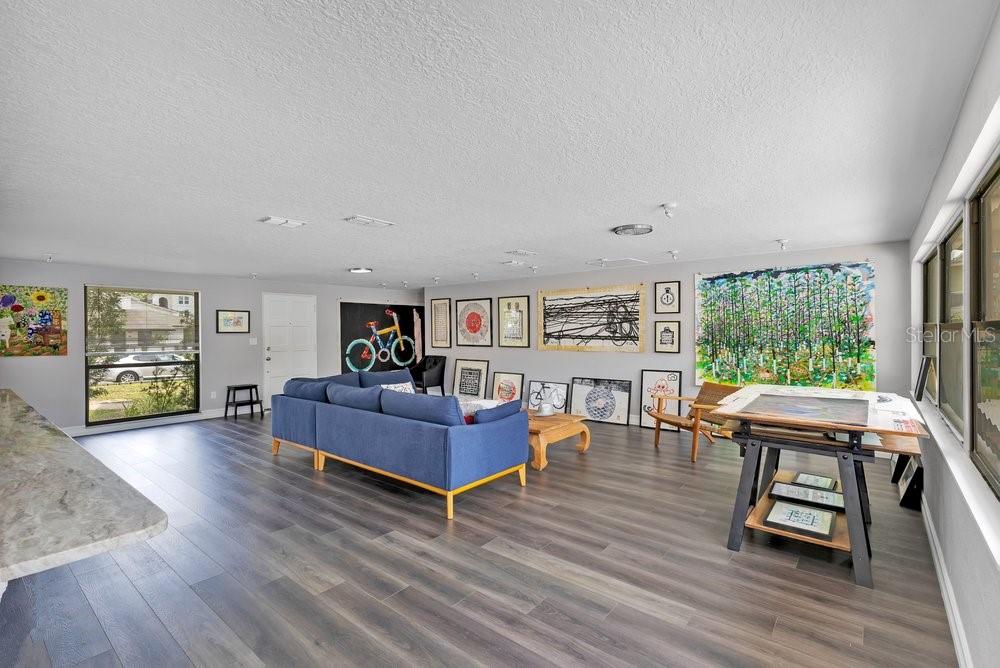 3021 PLAZA TERRACE DRIVE photo 4
