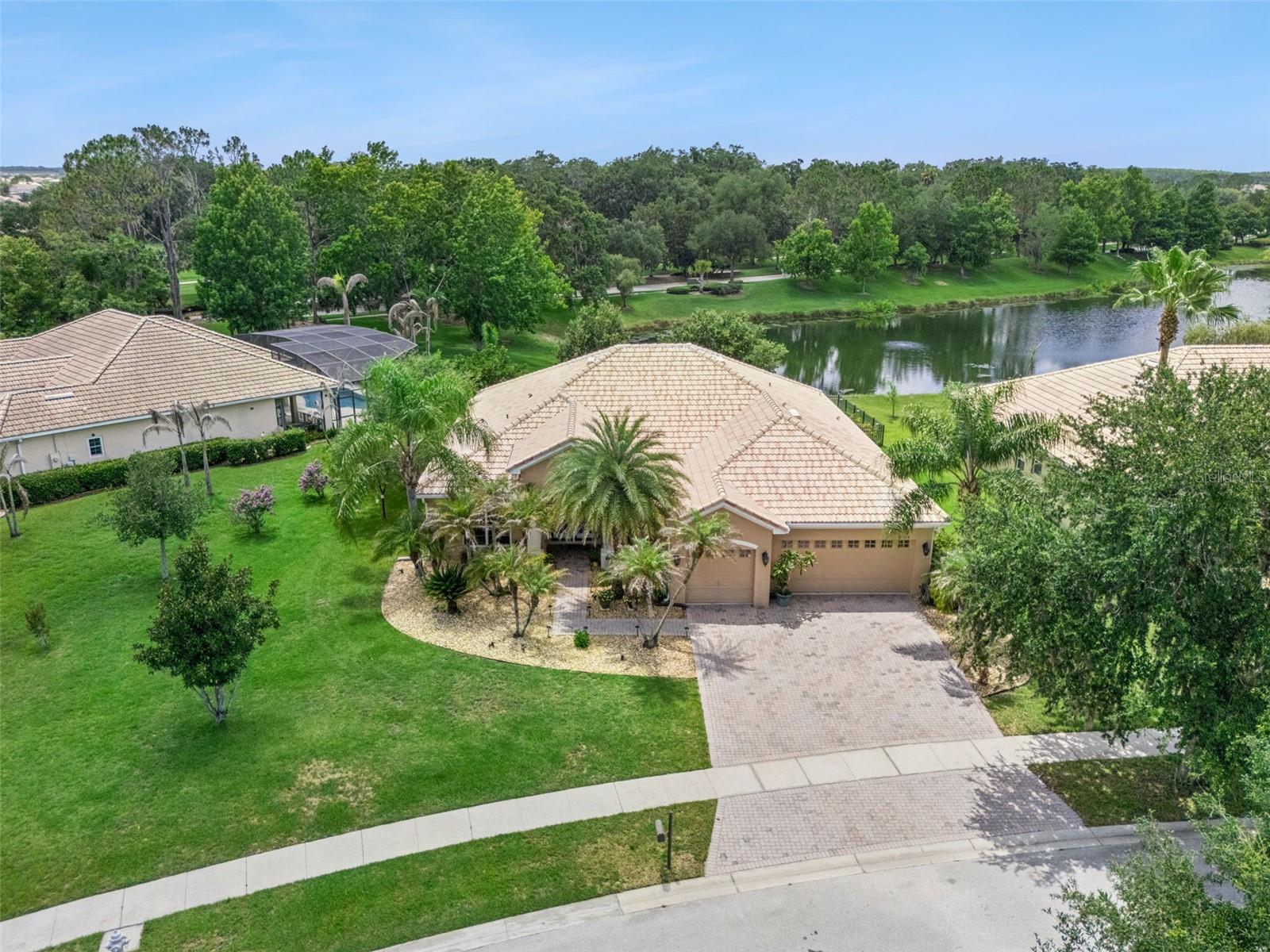 3524 SHOREWOOD DRIVE