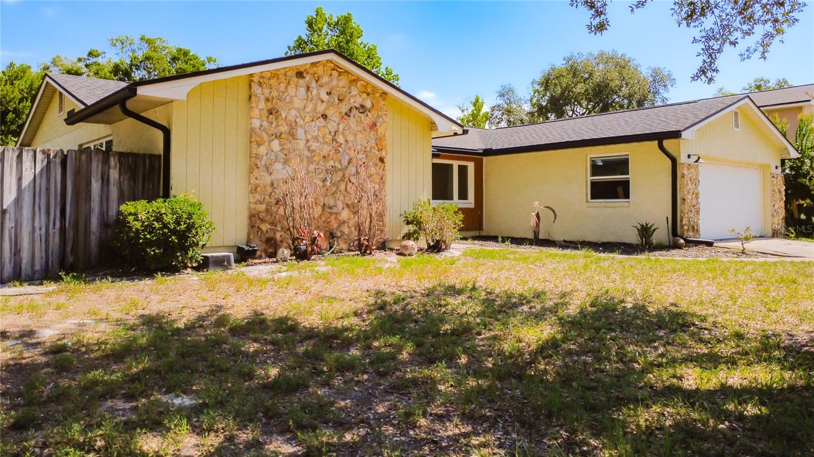 8517 CEDAR COVE COURT photo 5