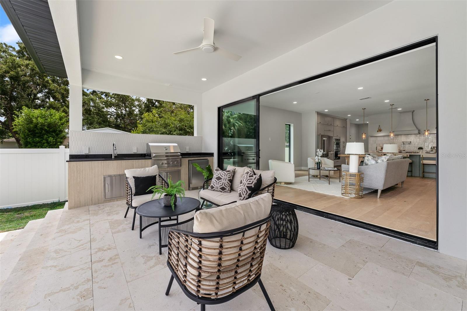 2103 GALE STREET photo 5