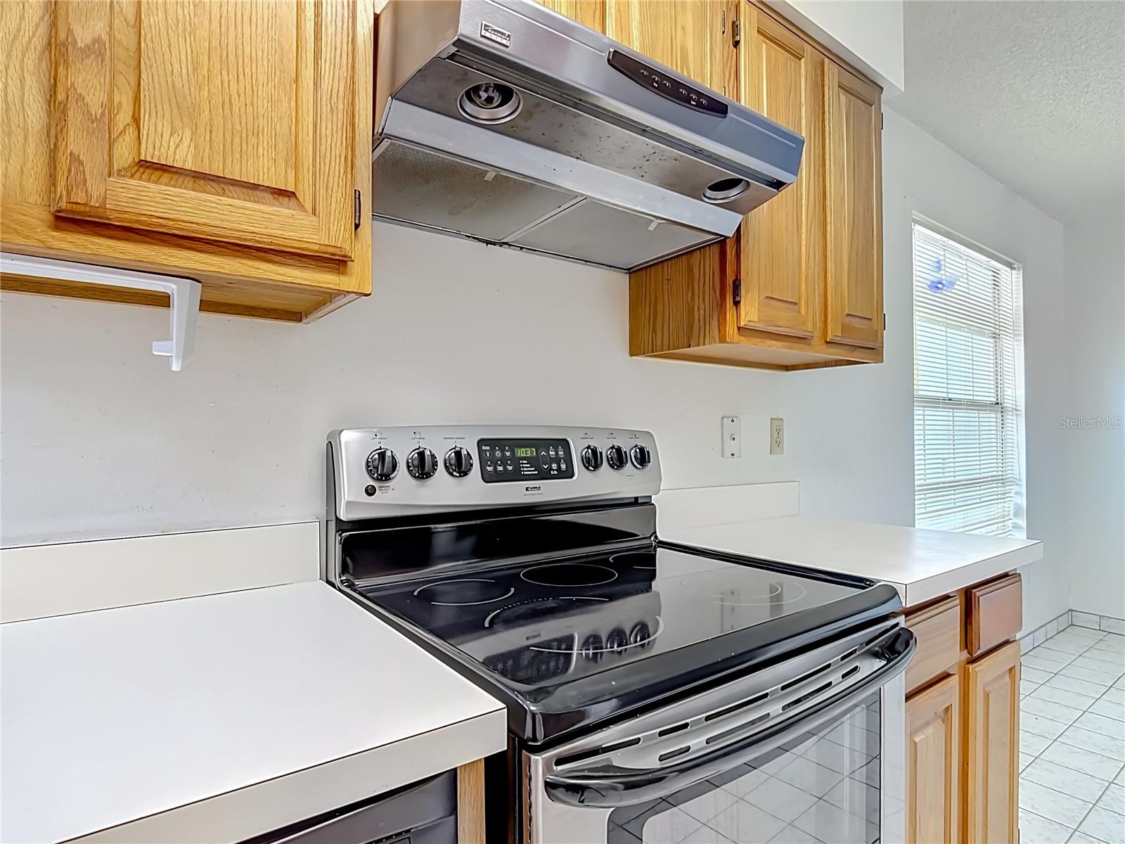 4130 BERGAMONT COURT photo 3