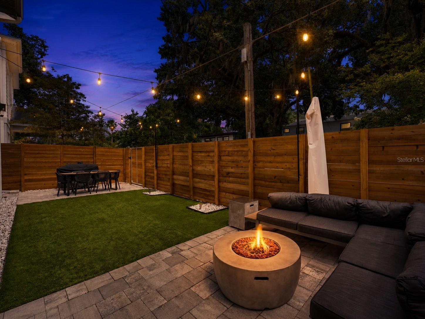 2401 AMHERST AVENUE photo 3
