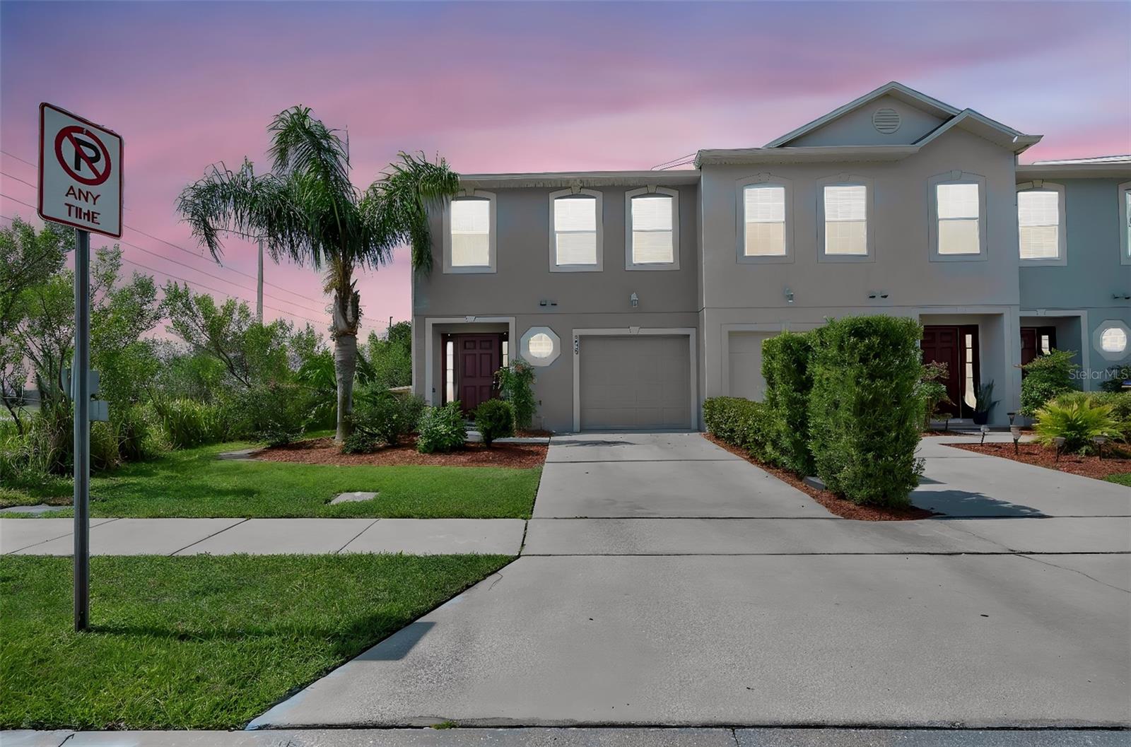 2900 CLARABELLE COURT
