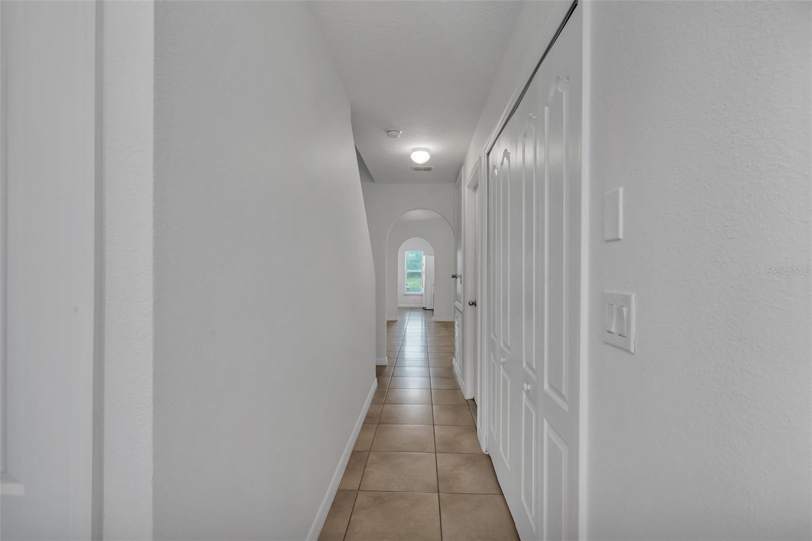 2900 CLARABELLE COURT photo 5