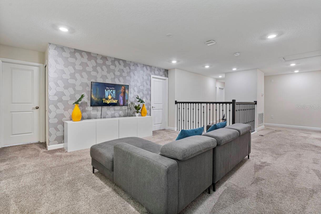 4525 Target Boulevard — photo 4 of 58
