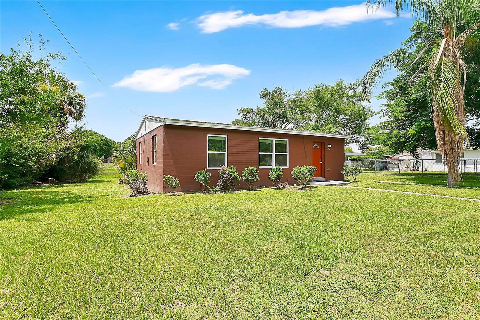 3824 JOHNSON STREET photo 2