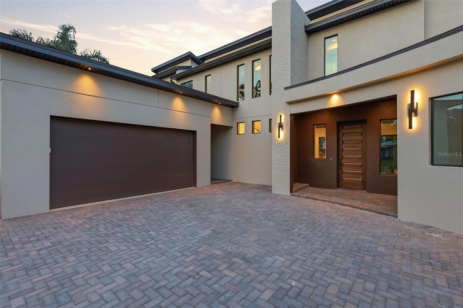 1615 COLE ROAD photo 2